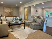 Stylish 3BR in Garden District near parks, river views, Neville High, and ULM.