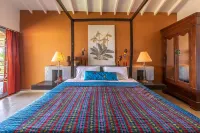 StayVista at Wings on Water - Riverview Villa with Pool Hotel a 