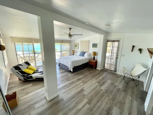 Beautiful ocean view 4-bedroom house with AC in the island of Culebra PR