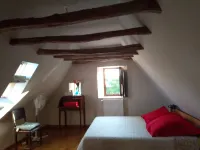 Apartment with garden and pool near fabulous sights