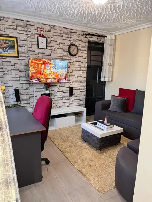 Cozy and Tastefully Furnished One Bedroom with Balcony with a City view and WIFI