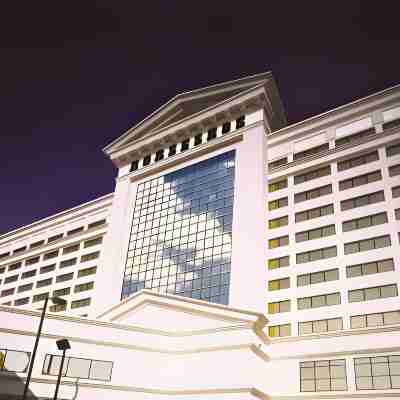 The Cromwell Hotel & Casino Hotel Exterior