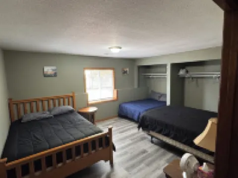 Anglers Lodge 4 Hotels in Webster