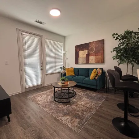 Beautiful 1-bedroom condo in Frisco near Shops