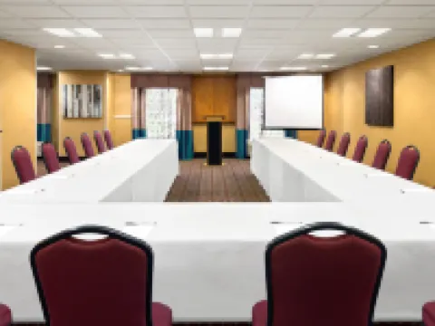 Hampton Inn & Suites Bluffton-Sun City Hotels in Bluffton