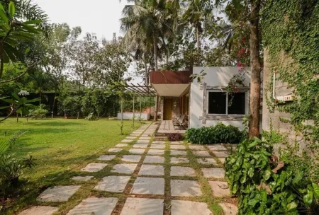 AuraBay Resorts Deluxe Double Room with Balcony