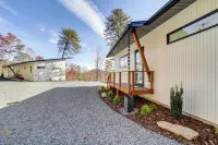 Modern Mountain-View Sanctuary in Pisgah Forest