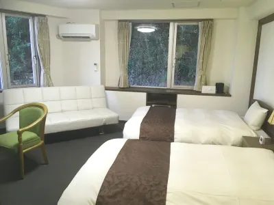 Hotel Dogo Yunomachi Hotels near Botchan Karakuri Clock