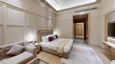 The Tivoli New Delhi Hotel in zona Tomb of Azim Khan