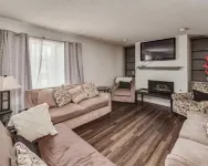 Luxurious Condo family-friendly Closer to attractions!Eatery,Walmart&lot more!