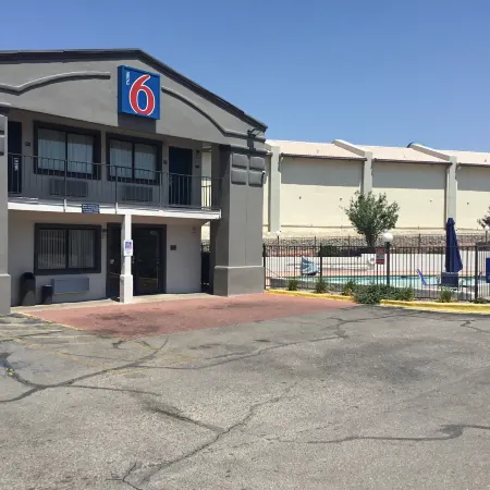 Motel 6 El Paso, TX - West