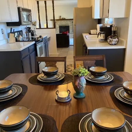 Charming, vintage 3-bedroom house in Arvada with AC