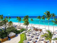 Chic 2BR Stay w Terrace Picuzzi 5 Min to Beach Hotels in El Cortecito