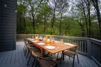Wintergreen 5BR with Hot Tub, Sauna, Firepit
