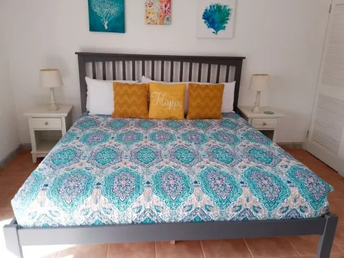 Bliss Ocean Beach 3-bedroom condo, Whitby, North Caicos.