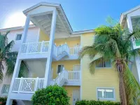 Sunsets In Paradise, third floor condo with breathtaking sunsets and ocean views