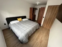 Departamento Black and Golden