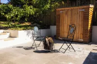 Home from Home, only 5 minutes drive from Historical Durham center. Hotels in Belmont