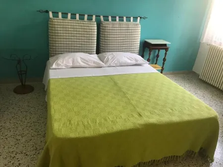 Camera Familiare con Bagno Privato - Villa San Giuseppe