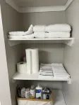 Cozy Suite – Private Entrance, Fast Wi‑Fi & Smart TV – Family & Pet‑Friendly