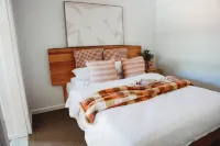 Luxury Farm stay- 4 bed house- 25 acres- 1 hour from Melbourne Hotels in Seymour