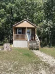 Cozy Cabin in the woods near charming Hermann