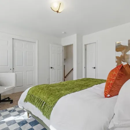 Spacious 4BD - Backyard BBQ, Fire Pit & Mini Golf