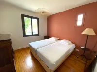 Villa Avec Piscine et Grand Jardin Proche Centre Ville