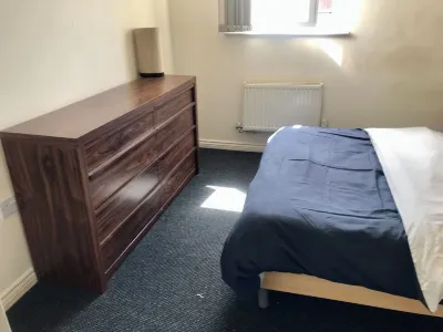 STAN'S PLACE - At the centre for tourist attractions; Cool, spacious and quiet. Hotels near Smethwick Rolfe Street Railway Station