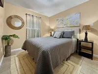 Cozy 2BR/1BA Near Local Hotspots Hotels in Chalmette