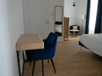 Spacious, comfortable gîte with spa and pool access near Beaune Hôtels à : Nolay