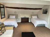 Apartment overlooking the river in the heart of Hebden Bridge - Pet friendly! Hotels in Hebden Bridge