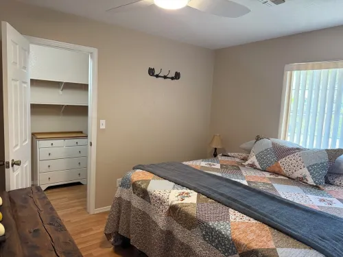 Quiet Country Casita on Horse Property in Desert Hills.