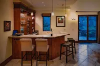 Mediterranean- style luxury Villa in Wine Country