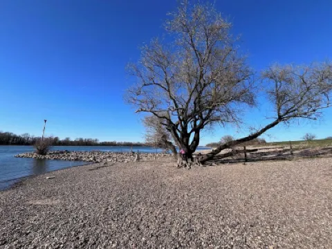 --Niederrhein Kaue-- your cozy vacation apartment directly behind the dike. Hotels in der Nähe von Friedrichsfeld (Niederrhein)