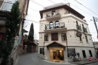 Silver 39 Corner Hotel Hotels near المتحف الوطني الجورجي