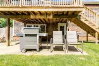 Charming 1-bedroom Guest suite in amazing Manchester-by-the-Sea with WiFi, AC Hotels in Manchester-by-the-Sea