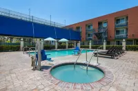 Travelodge Inn & Suites by Wyndham Anaheim on Disneyland Dr - Hot Tub