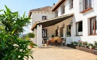 Finca La Carraca, in the center of Andalusia, Malaga. Hotels in Nororma