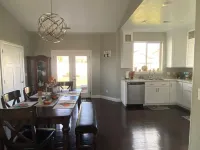 Charming 2-bedroom house in Beaver with AC, WiFi. Enjoy your stay Hotels in Beaver