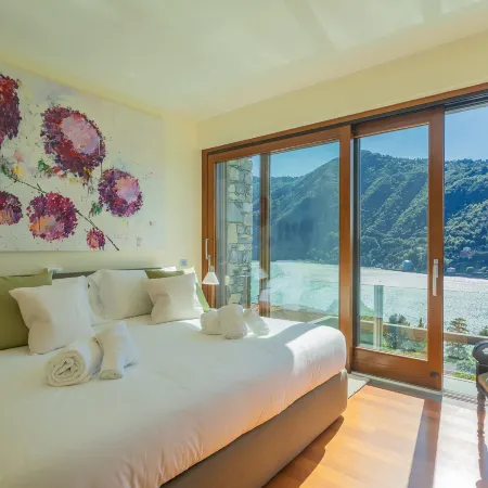 Villa Infinity Lake Como by Rent All Como