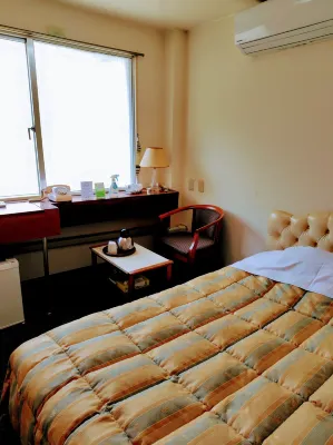 Business Hotel Tenmonkan