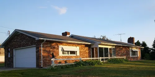 Quiet, secluded home in the country
