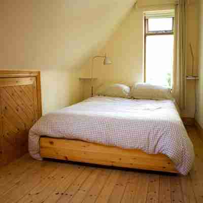 Rusheens Cottage. Charming comfortable cottage with sauna in peaceful valley. Rooms