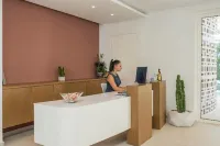 Tarra Apartments