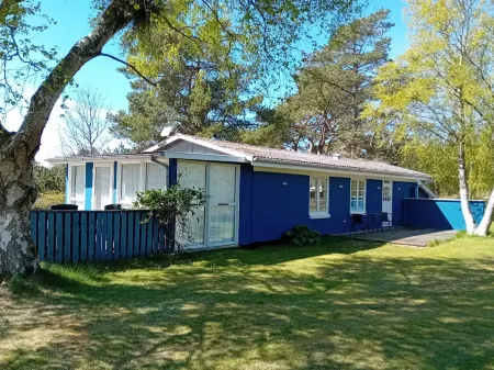 "Siggi" - 400m from the Sea