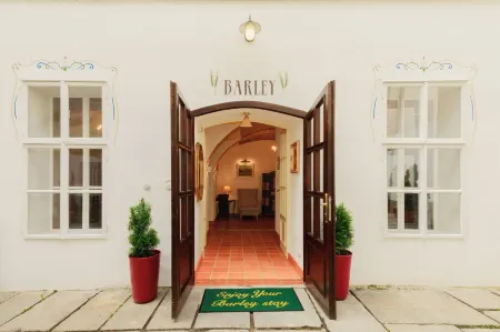 Spa Beerland - At The Golden Lamb