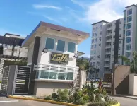 "The Oasis" PH 1 BR with AC, WiFi, complimentary Netflix & 24/7 security.
