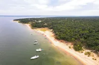 Kingston Cabin Rental Walk to Lake Texoma Beaches - 3-Star