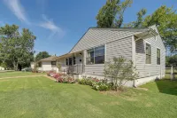 บ้าน Tulsa ที่มีสไตล์ w/ การปรับปรุงที่ทันสมัย! - โฮมสเตย์